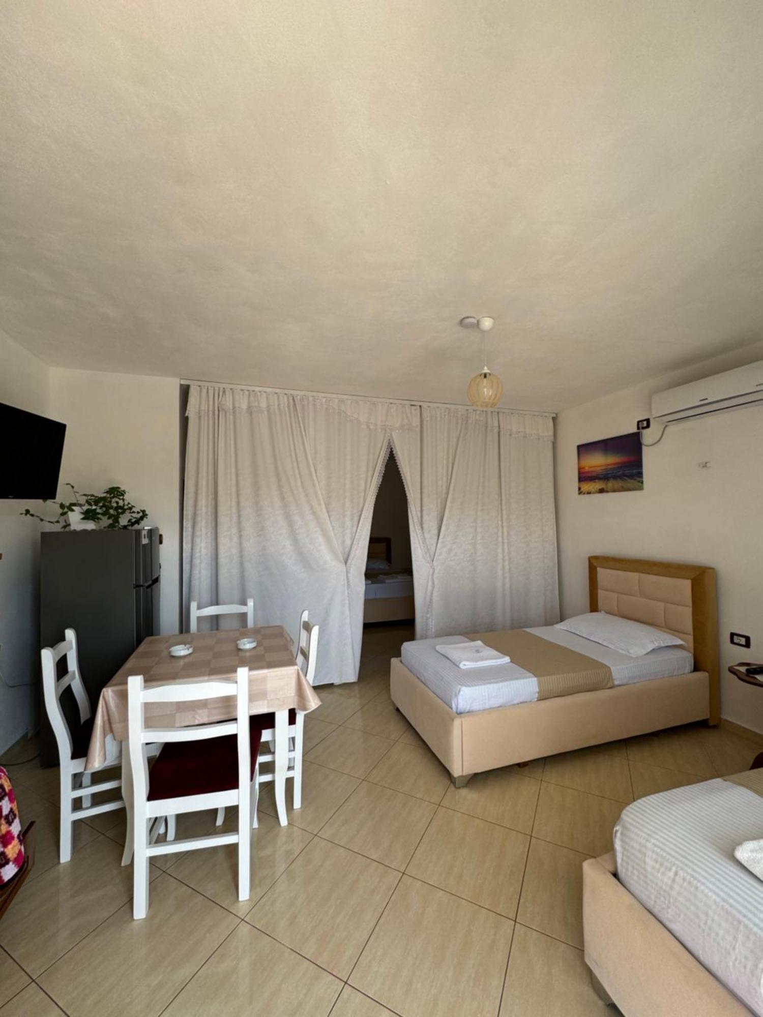 Teo Apartment Sarandë Exterior foto