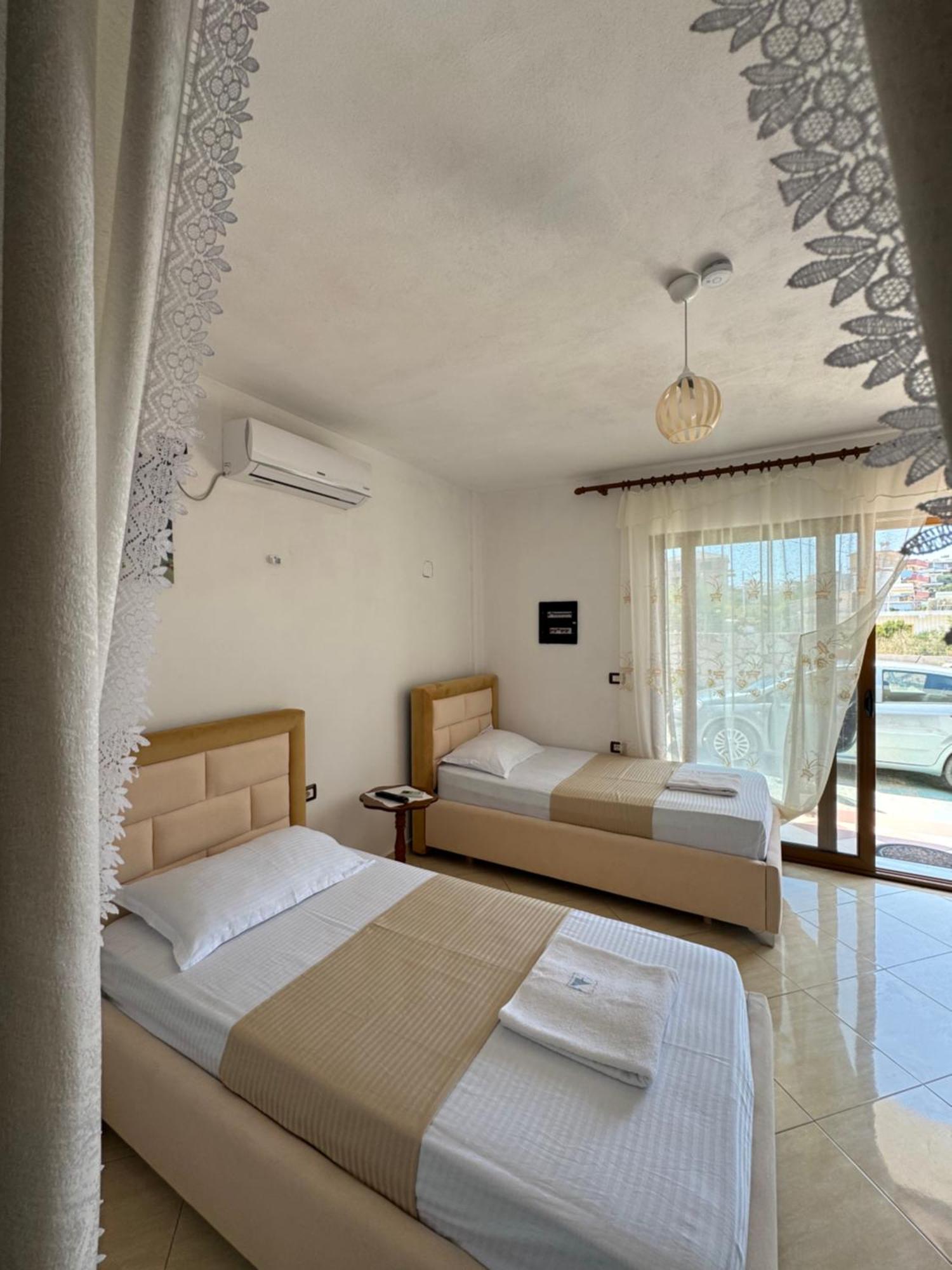 Teo Apartment Sarandë Exterior foto