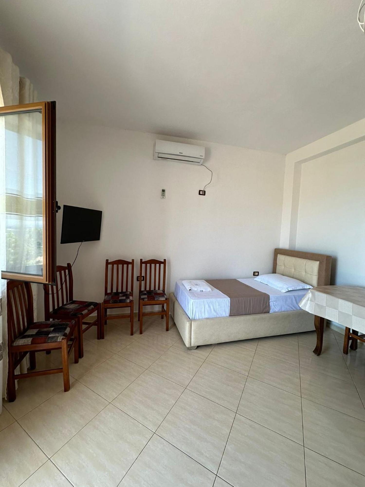 Teo Apartment Sarandë Exterior foto