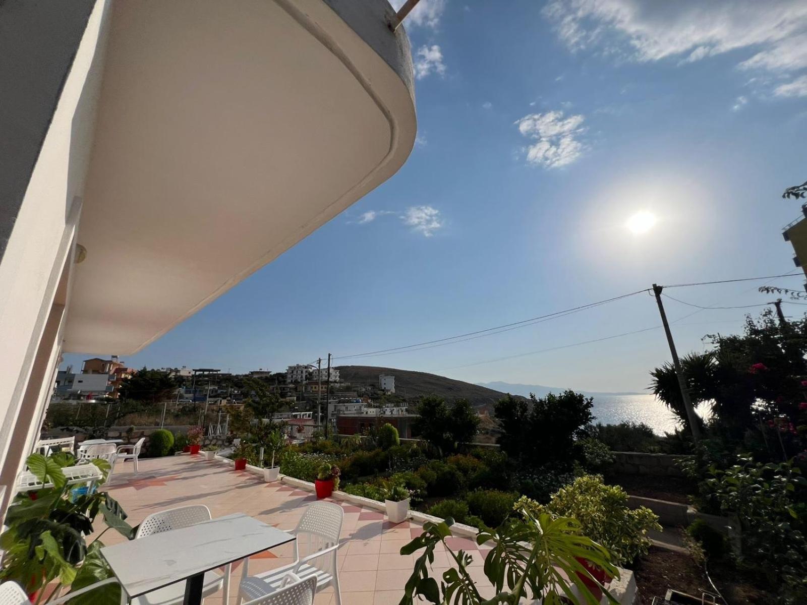 Teo Apartment Sarandë Exterior foto
